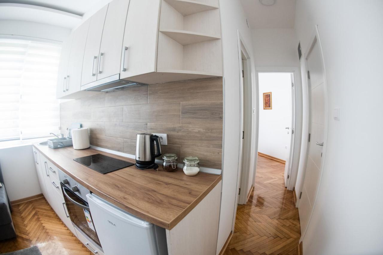 Apartman Tea 3 Белград Екстериор снимка