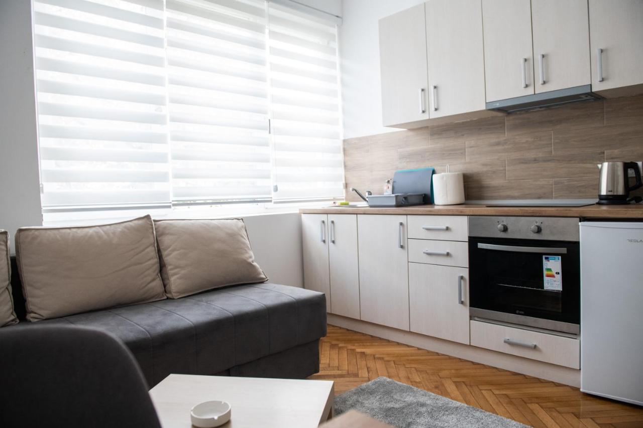 Apartman Tea 3 Белград Екстериор снимка